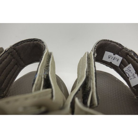 Sandals_&_Flip_Flops